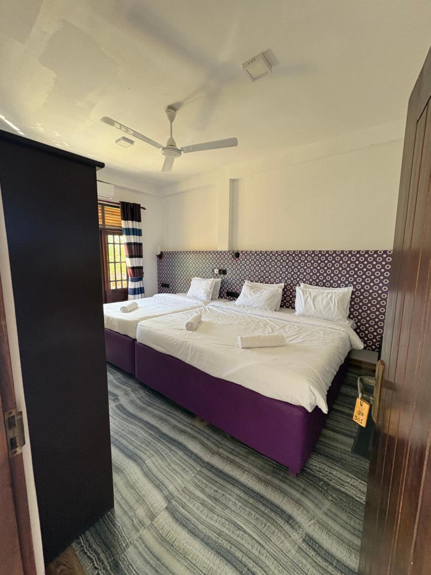 Wake N Flow, Weligama Eksteriør bilde